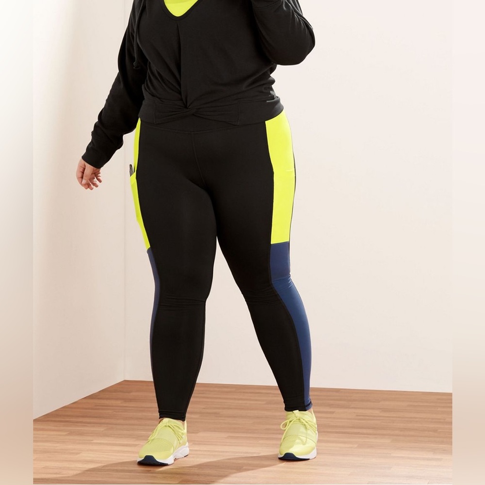 Fabletics - Mila HighWaisted On-The-Go PowerHold® High-Waisted Legging